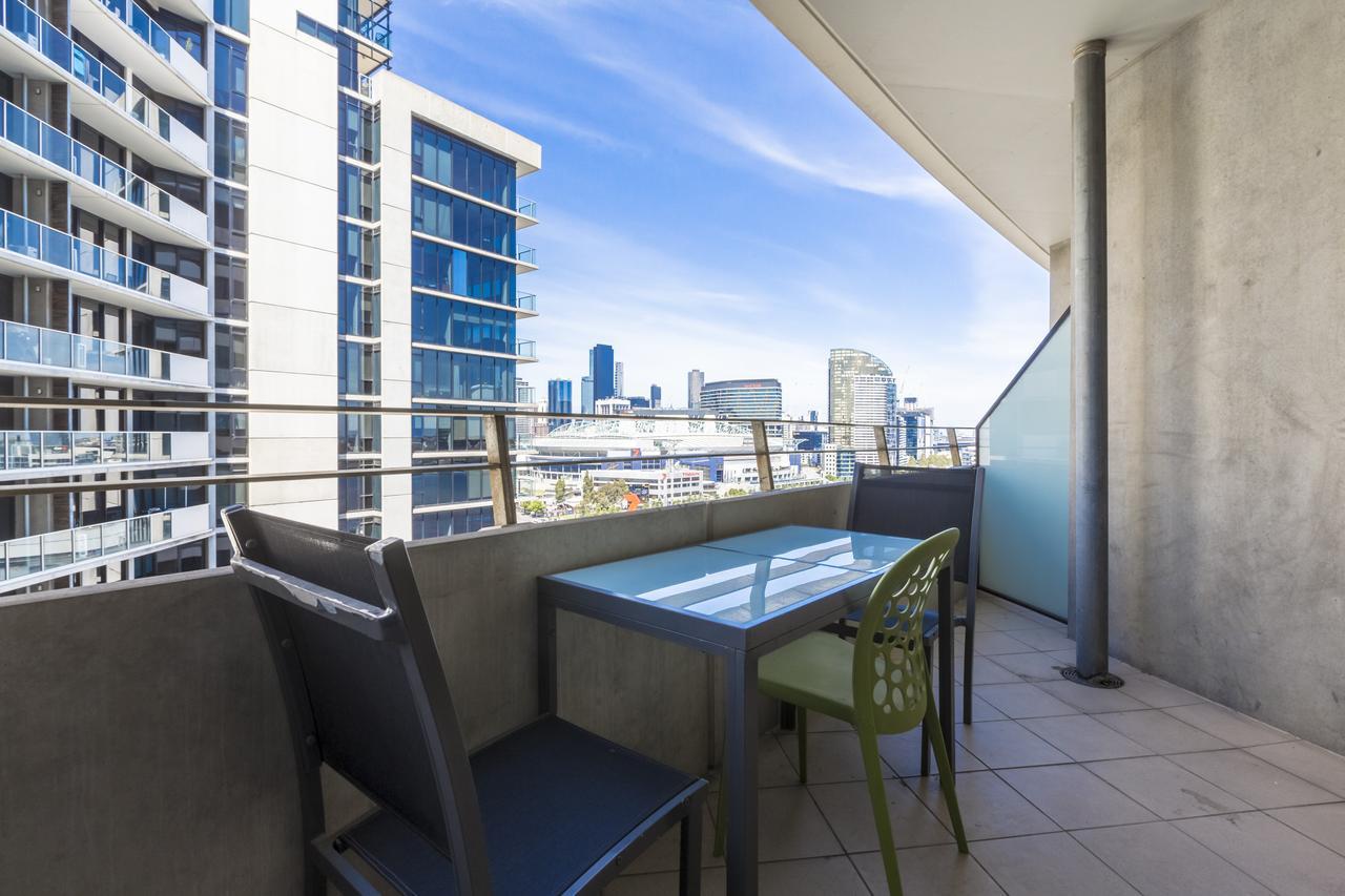 Apartments Melbourne Domain - New Quay Docklands Экстерьер фото